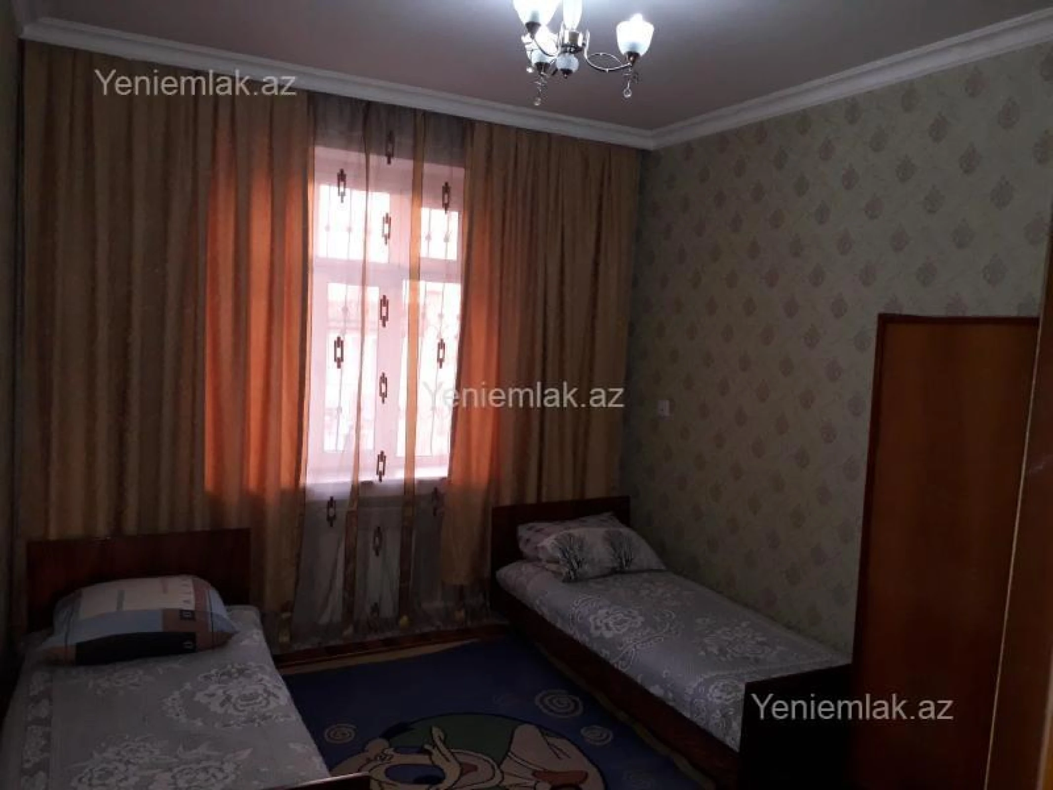 Satılır 2 otaqlı köhnə tikili 65 m²
