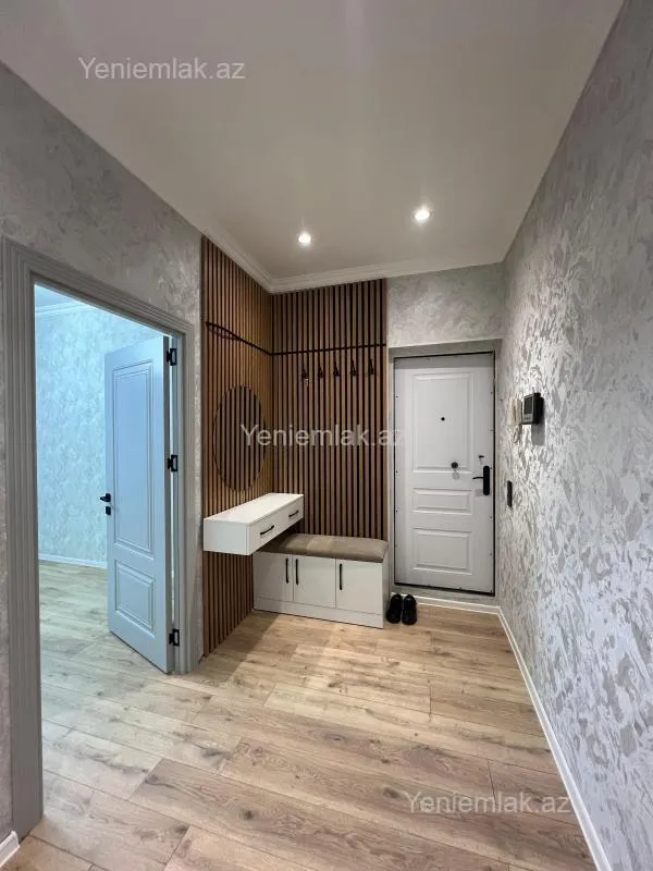 Satılır 3 otaqlı köhnə tikili 80 m²