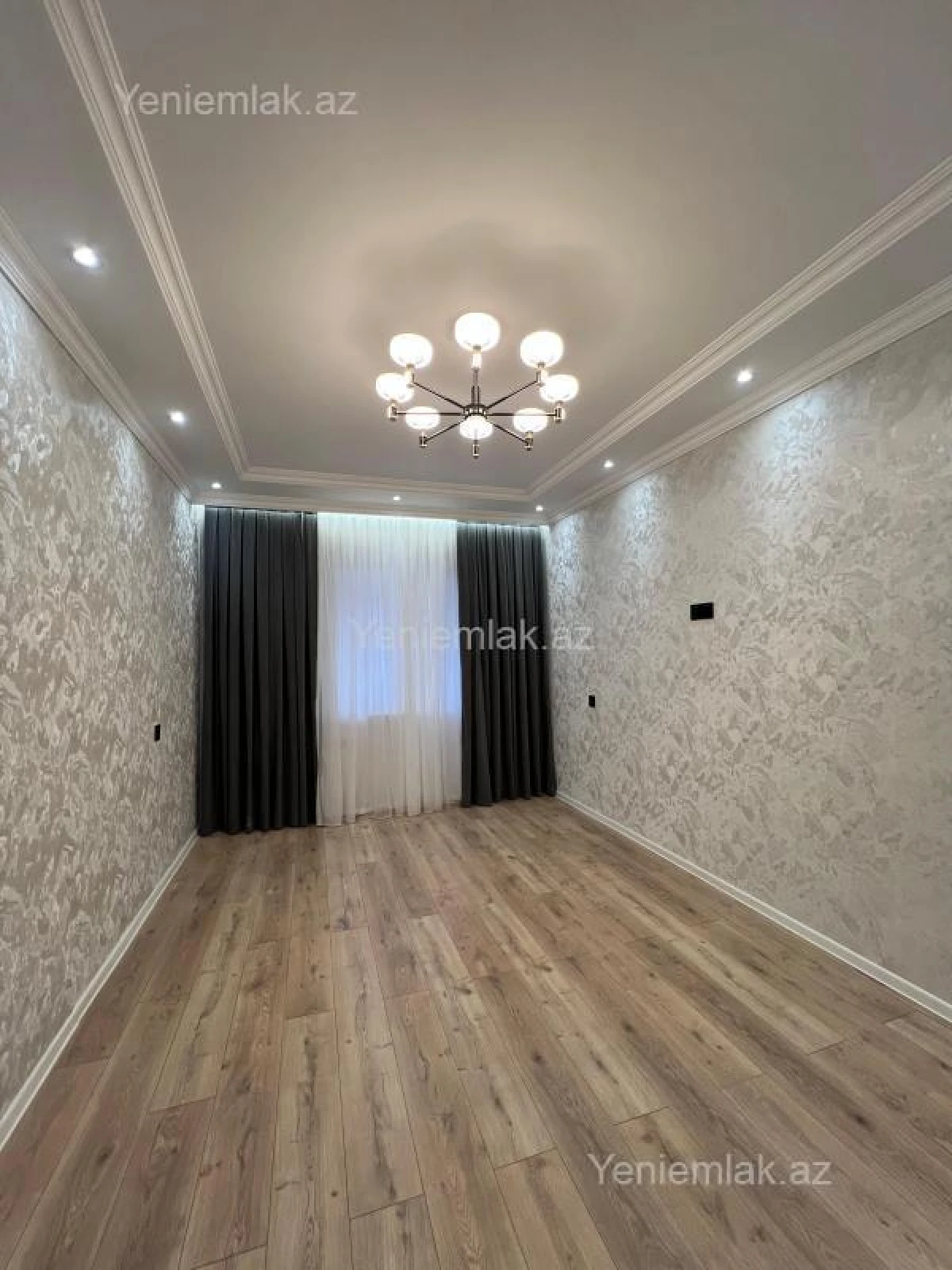 Satılır 3 otaqlı köhnə tikili 80 m²