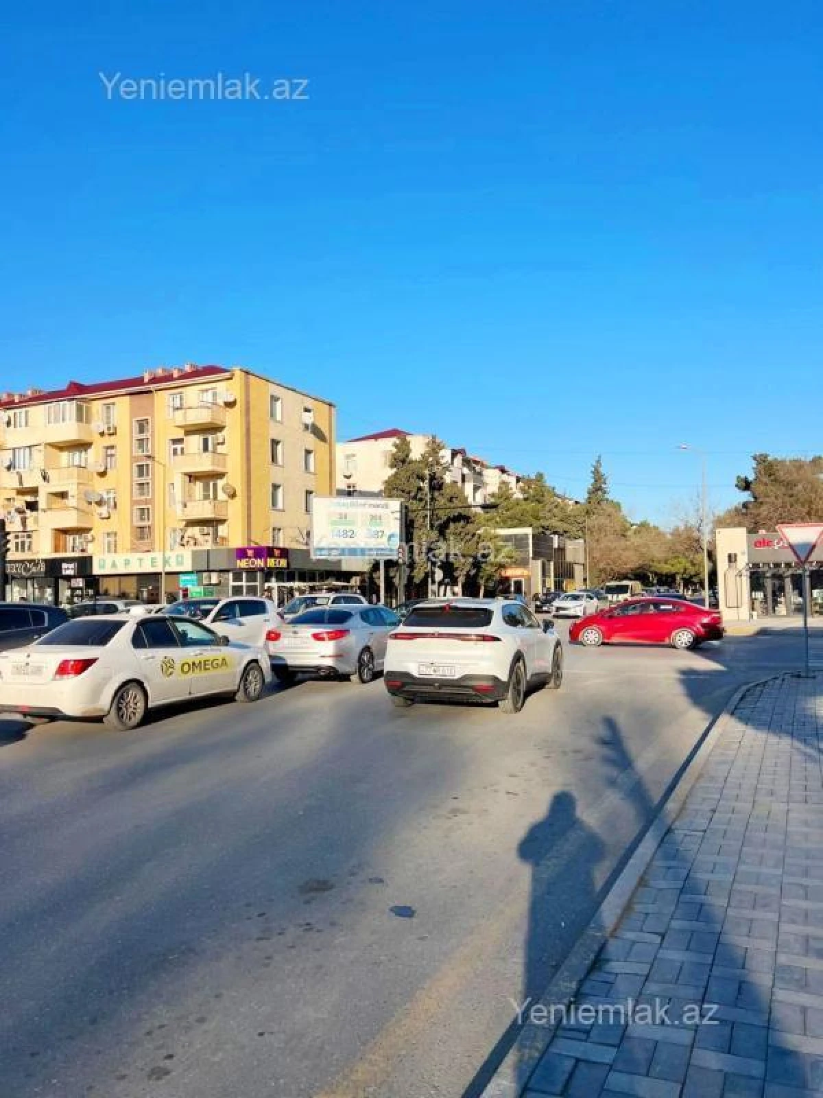 Satılır 3 otaqlı obyekt 115 m²