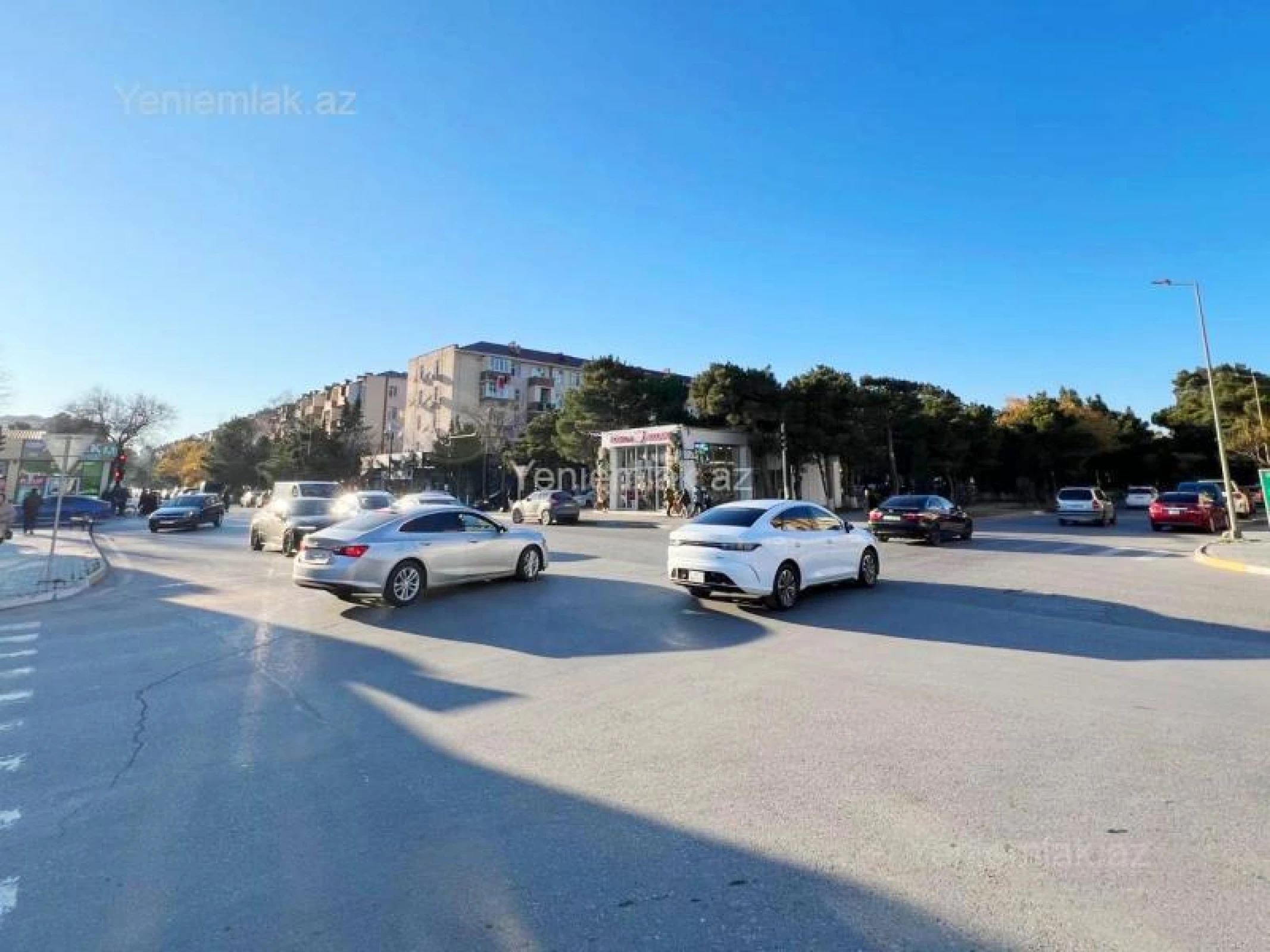 Satılır 3 otaqlı obyekt 115 m²