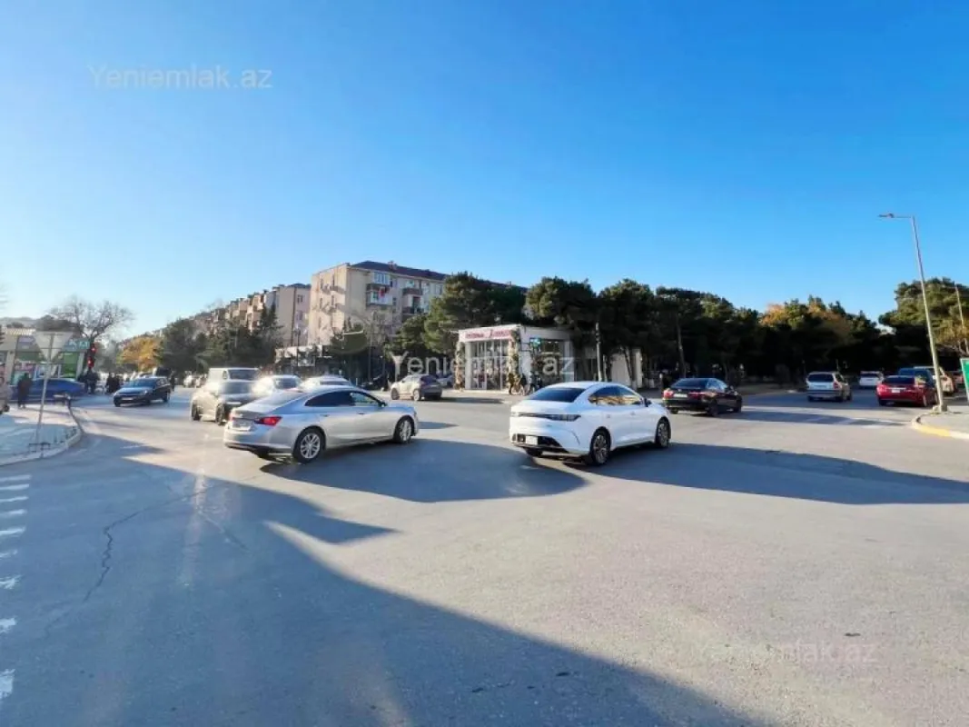 Satılır 3 otaqlı obyekt 115 m²