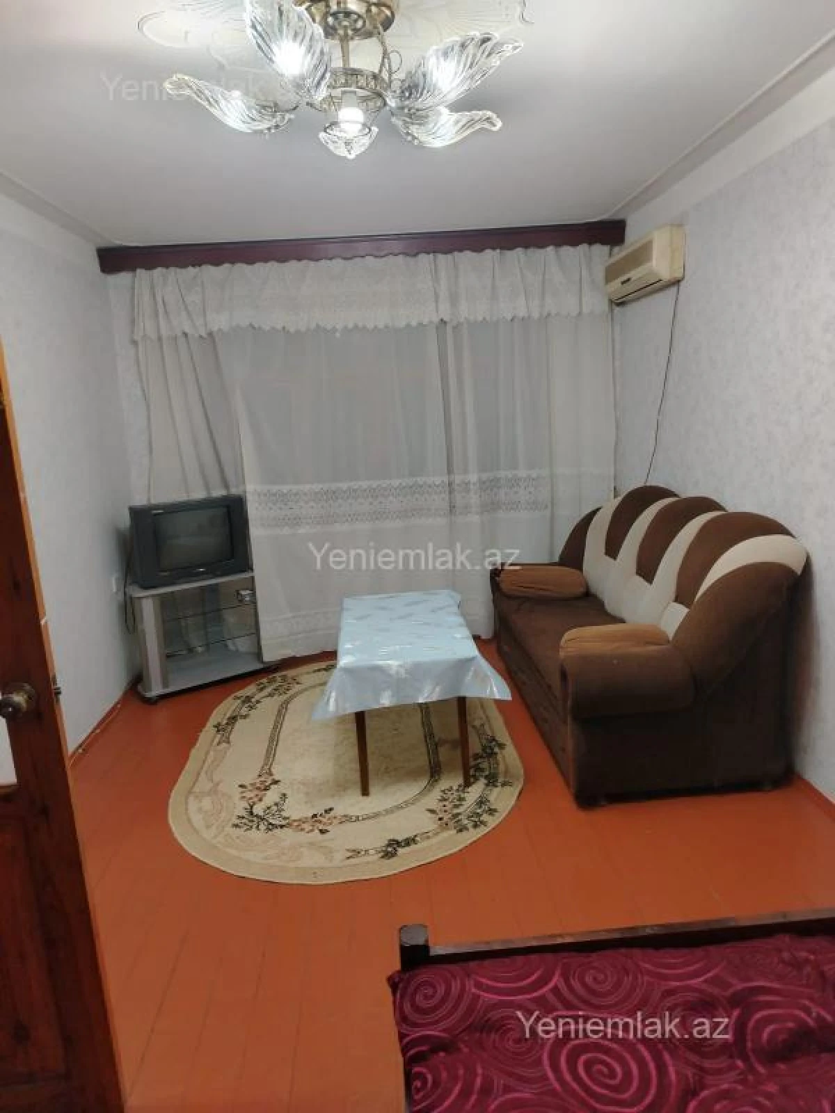 Satılır 1 otaqlı köhnə tikili 32 m²