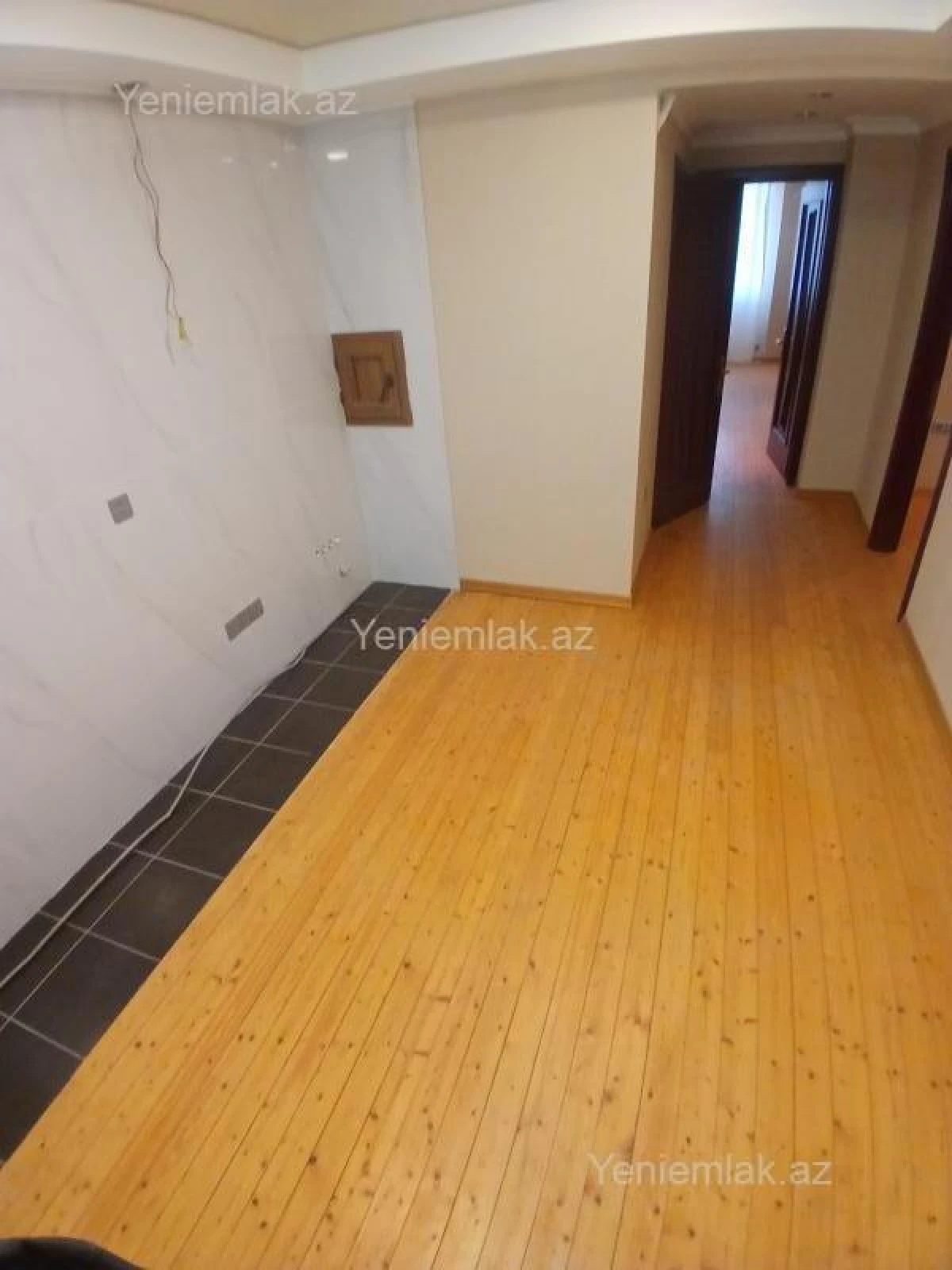 Satılır 3 otaqlı yeni tikili 83 m²