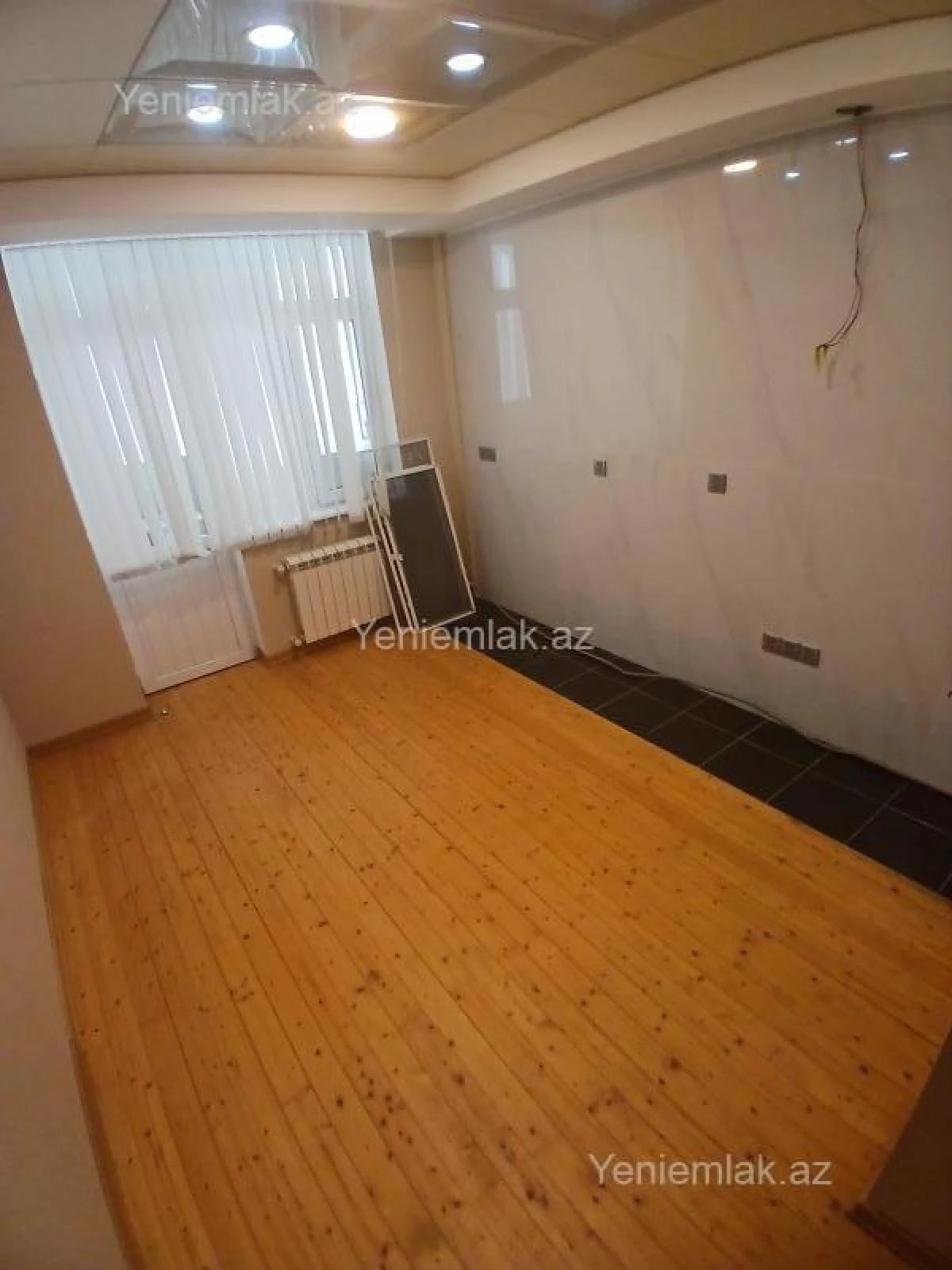 Satılır 3 otaqlı yeni tikili 83 m²