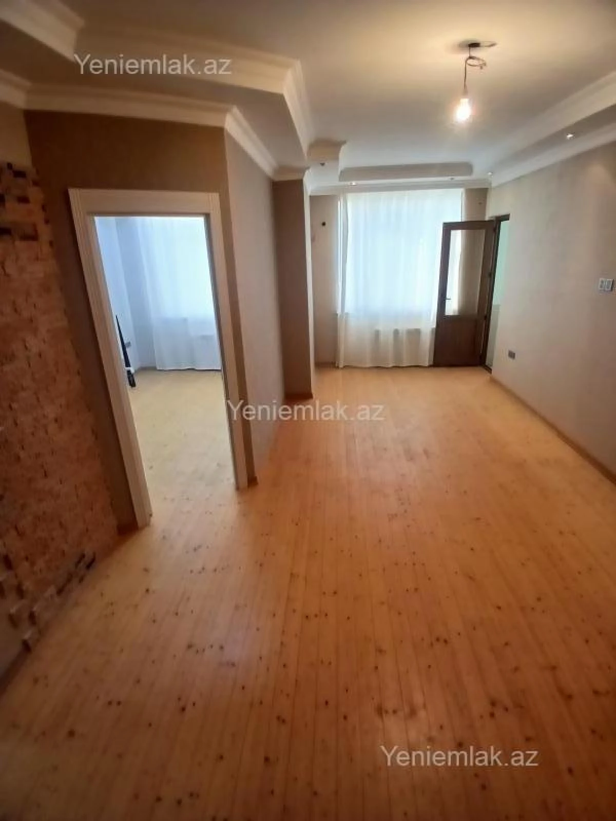Satılır 3 otaqlı yeni tikili 83 m²