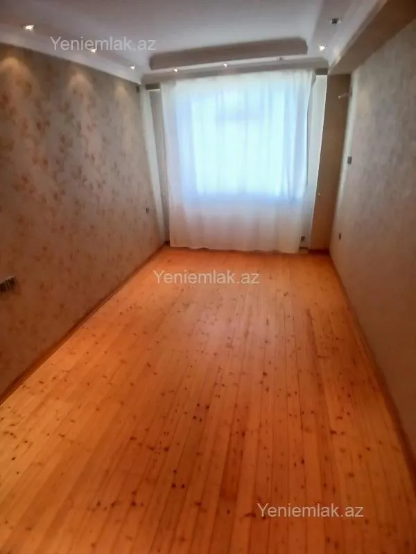 Satılır 3 otaqlı yeni tikili 83 m²