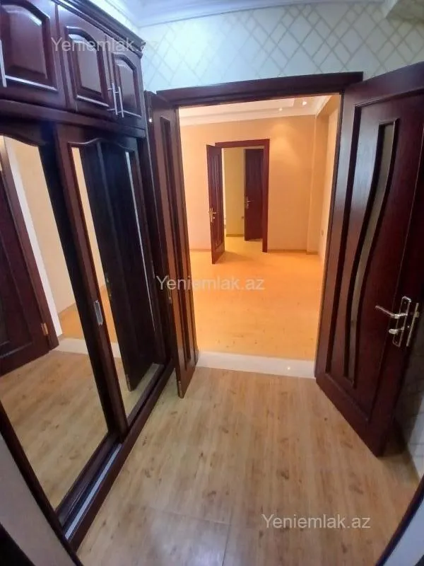 Satılır 3 otaqlı yeni tikili 83 m²