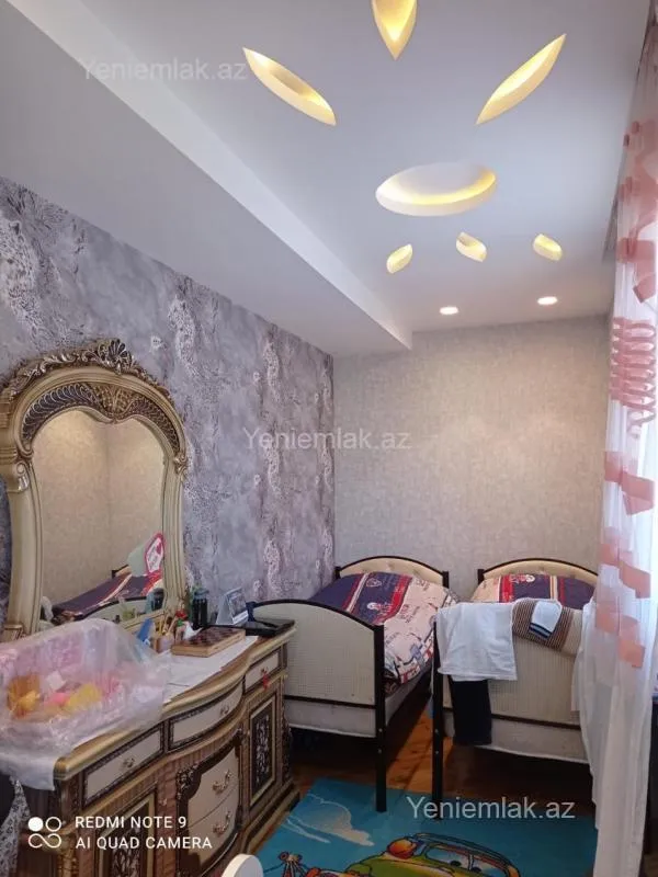 Satılır 3 otaqlı yeni tikili 88 m²