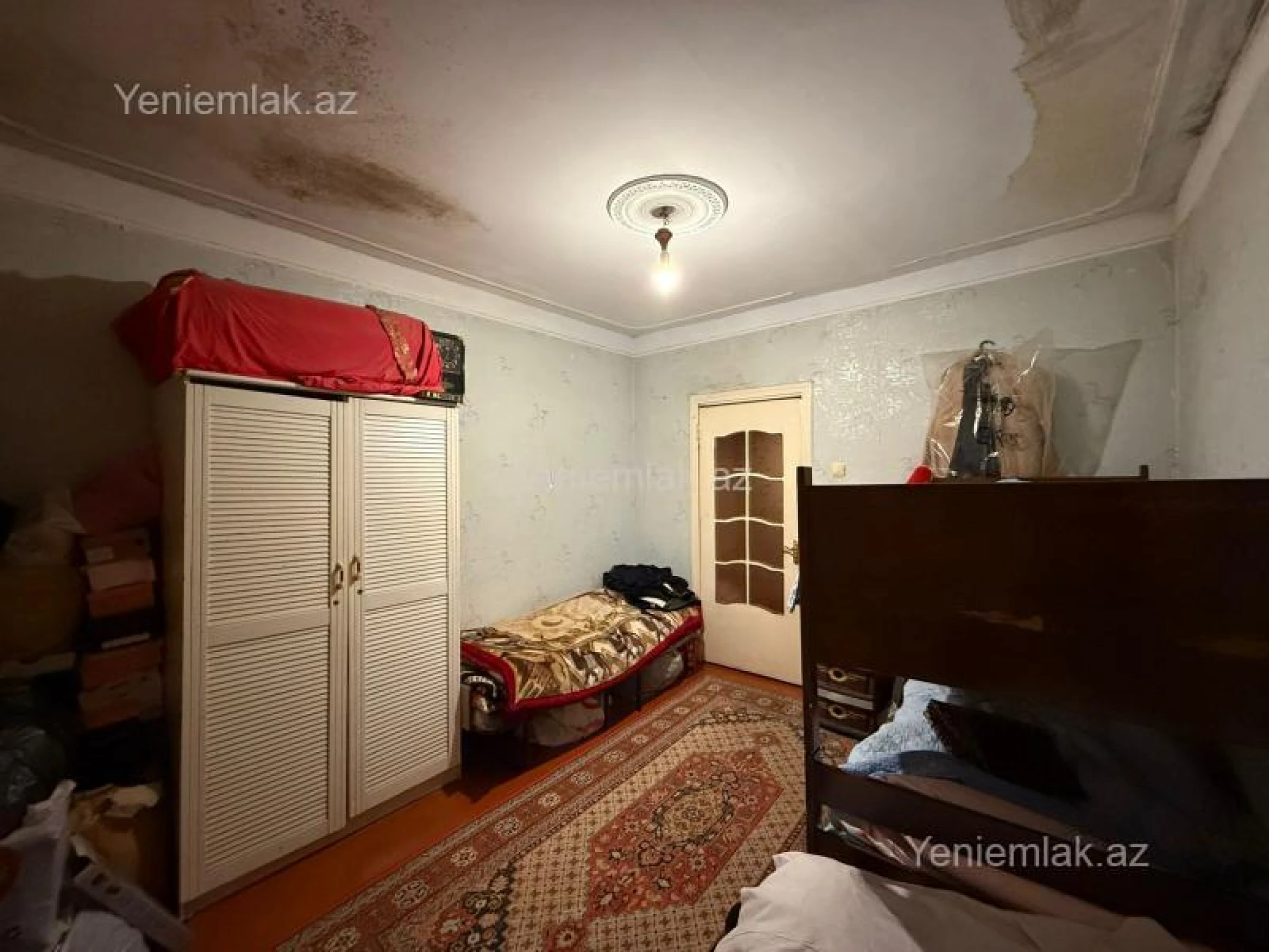 Satılır 3 otaqlı köhnə tikili 85 m²