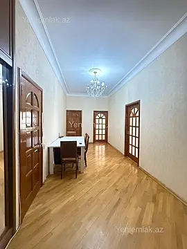 Satılır 3 otaqlı yeni tikili 160 m²