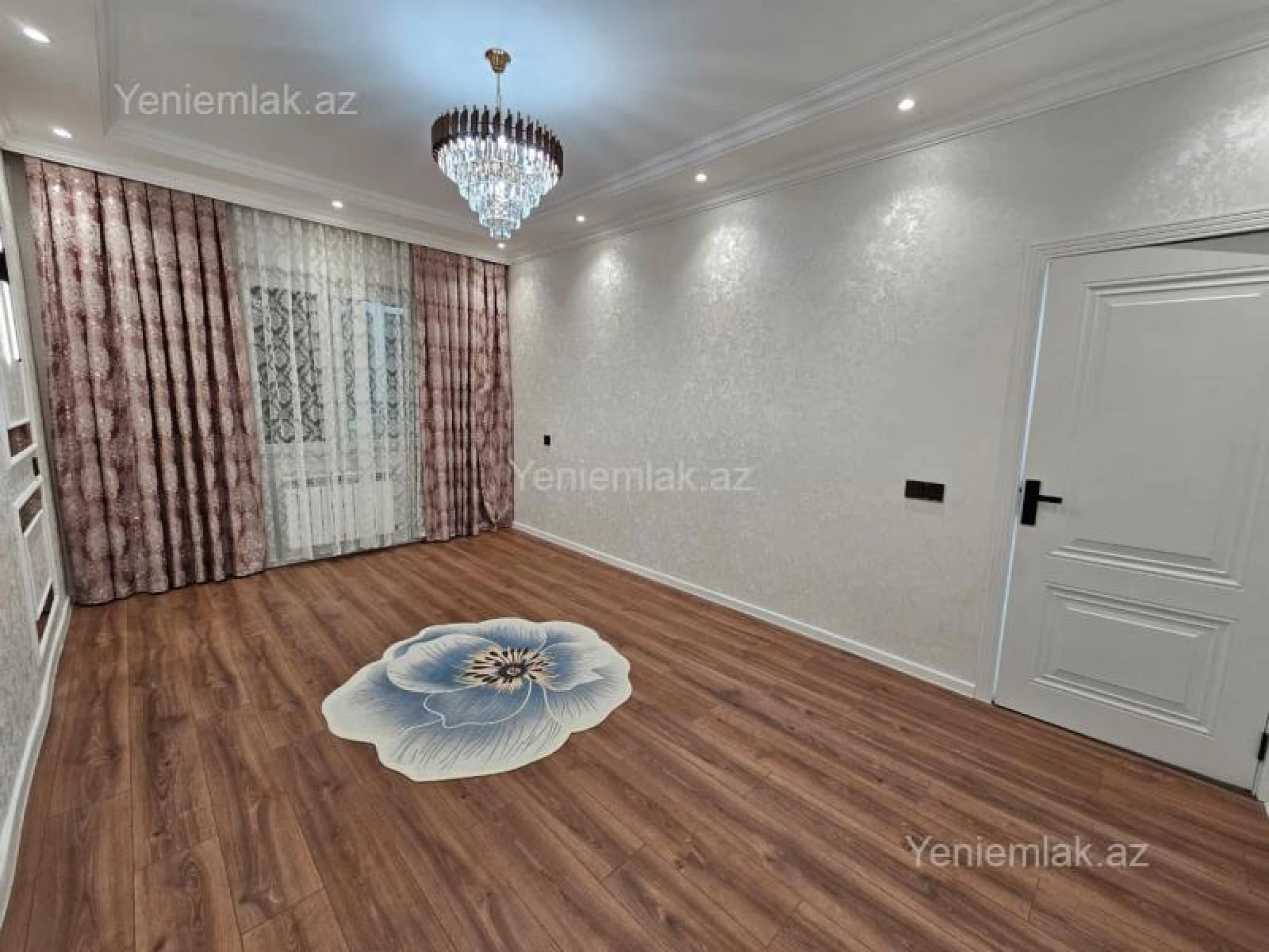 Satılır 2 otaqlı köhnə tikili 44 m²