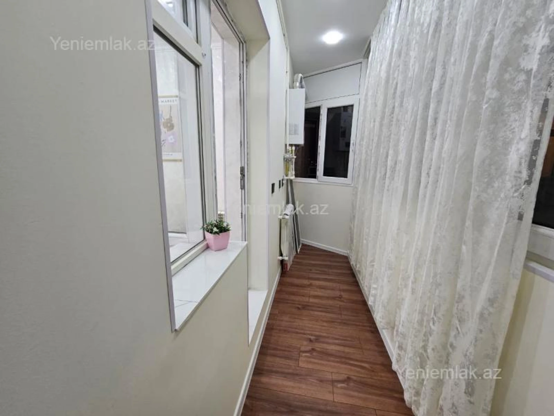 Satılır 2 otaqlı köhnə tikili 44 m²
