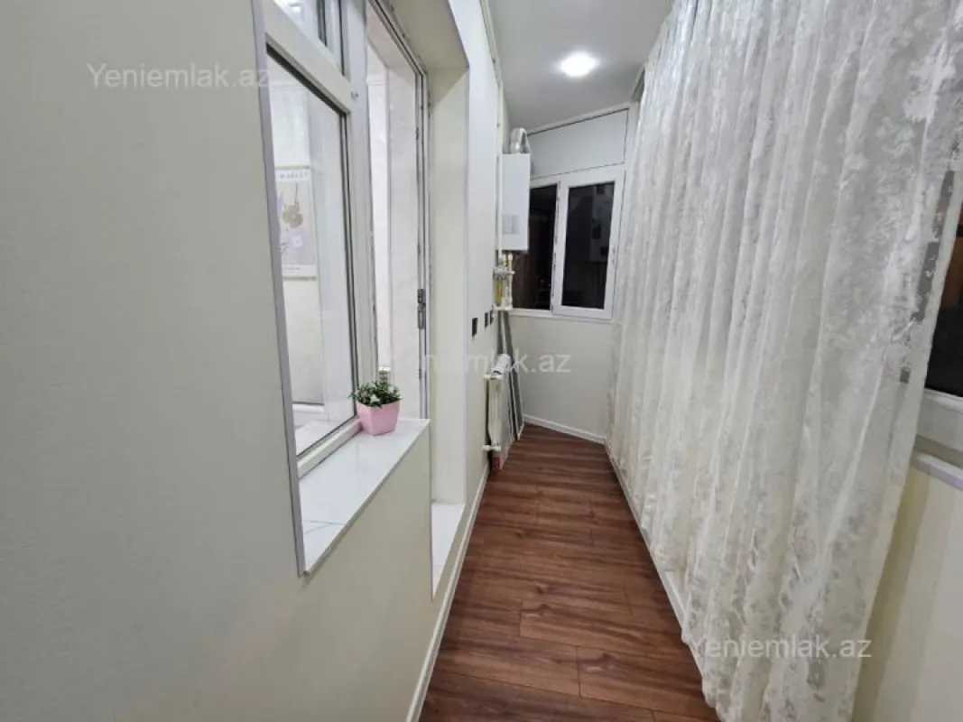 Satılır 2 otaqlı köhnə tikili 44 m²
