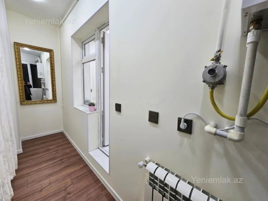 Satılır 2 otaqlı köhnə tikili 44 m²
