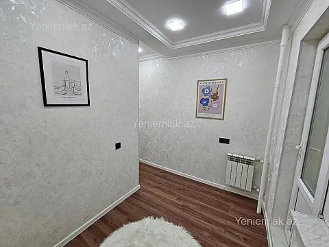 Satılır 2 otaqlı köhnə tikili 44 m²