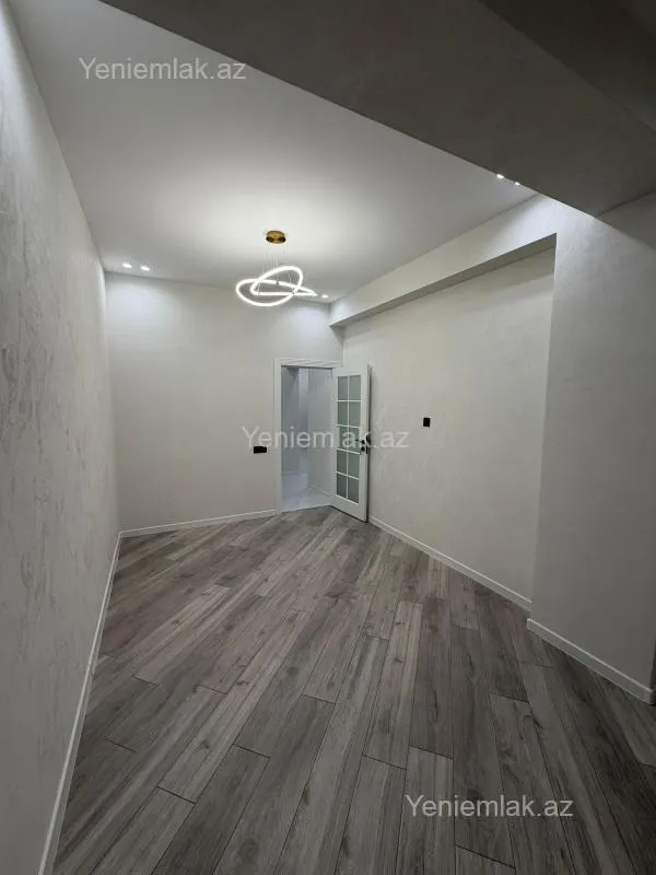 Satılır 2 otaqlı yeni tikili 50 m²