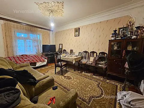 Satılır 3 otaqlı köhnə tikili 75 m² — Bakı, Suraxanı 3 otaq 75.00 m²