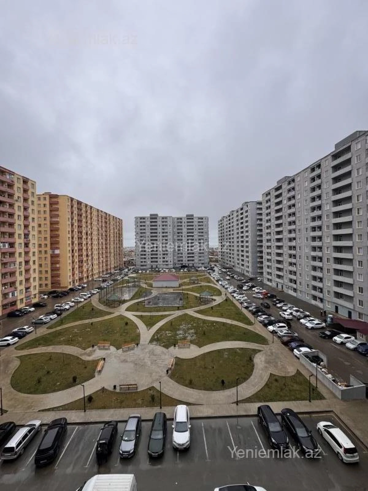 Satılır 2 otaqlı yeni tikili 86 m²