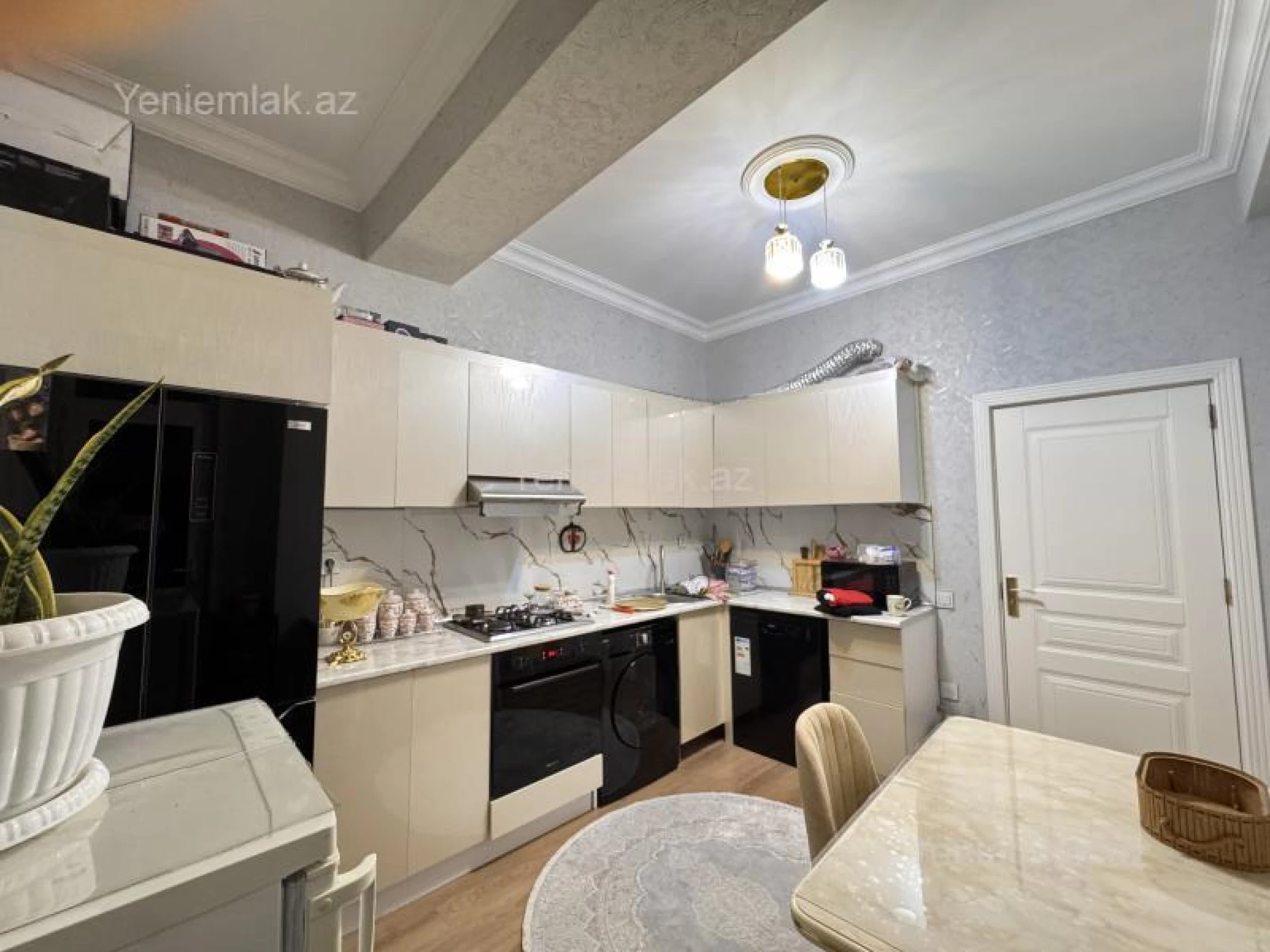 Satılır 2 otaqlı yeni tikili 86 m²