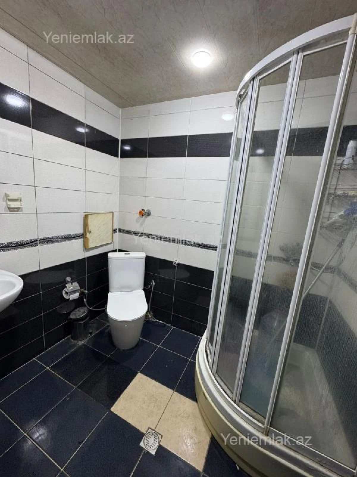 Satılır 2 otaqlı yeni tikili 70 m²