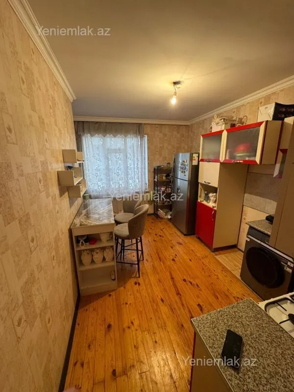 Satılır 2 otaqlı yeni tikili 70 m²