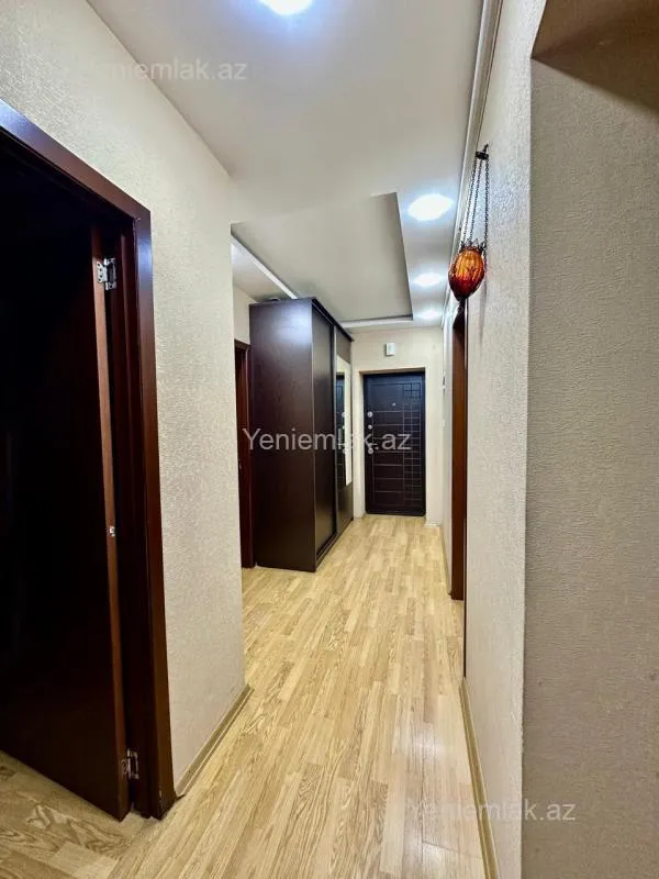 Satılır 3 otaqlı köhnə tikili 80 m²