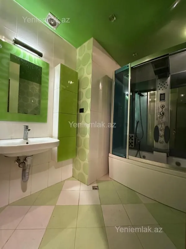 Satılır 5 otaqlı yeni tikili 285 m²