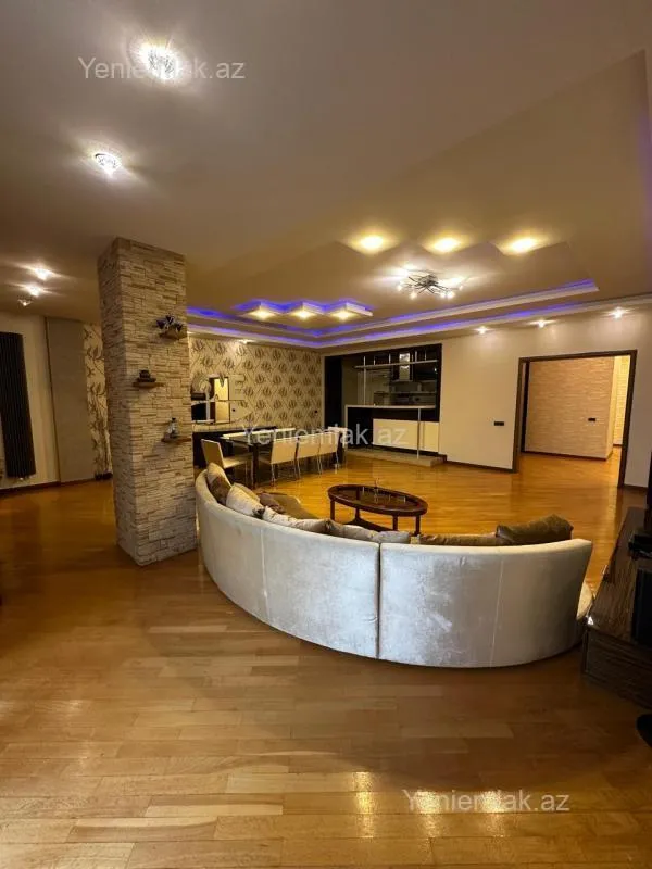 Satılır 5 otaqlı yeni tikili 285 m²