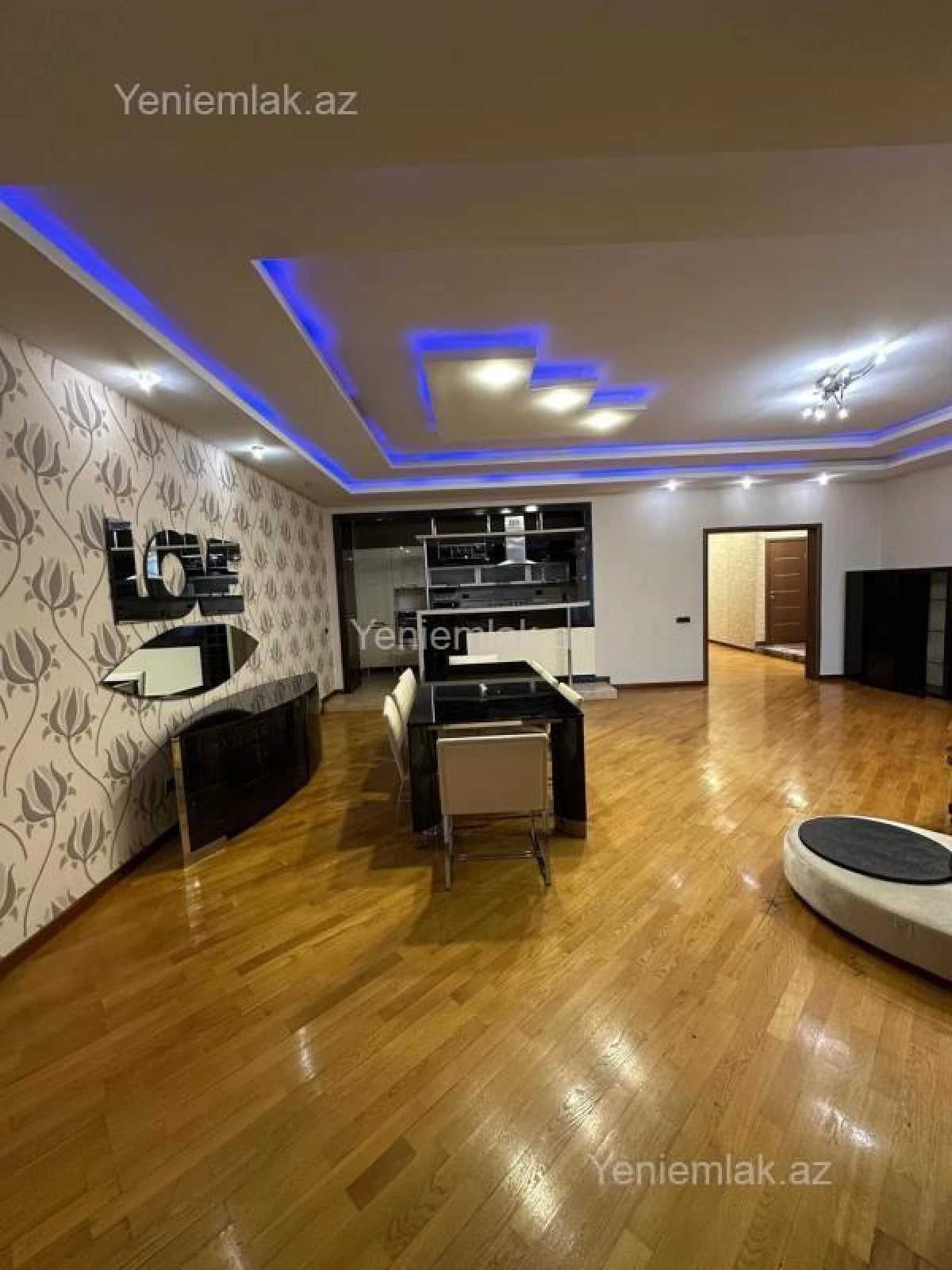 Satılır 5 otaqlı yeni tikili 285 m²