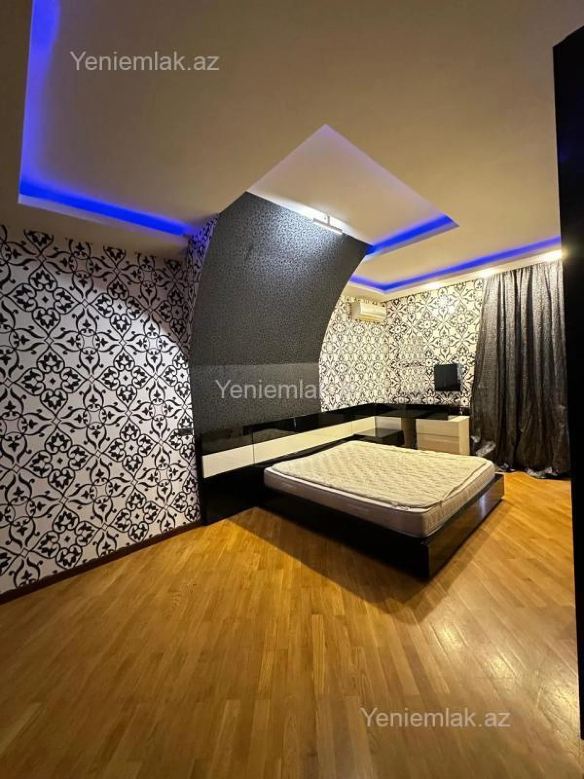 Satılır 5 otaqlı yeni tikili 285 m²