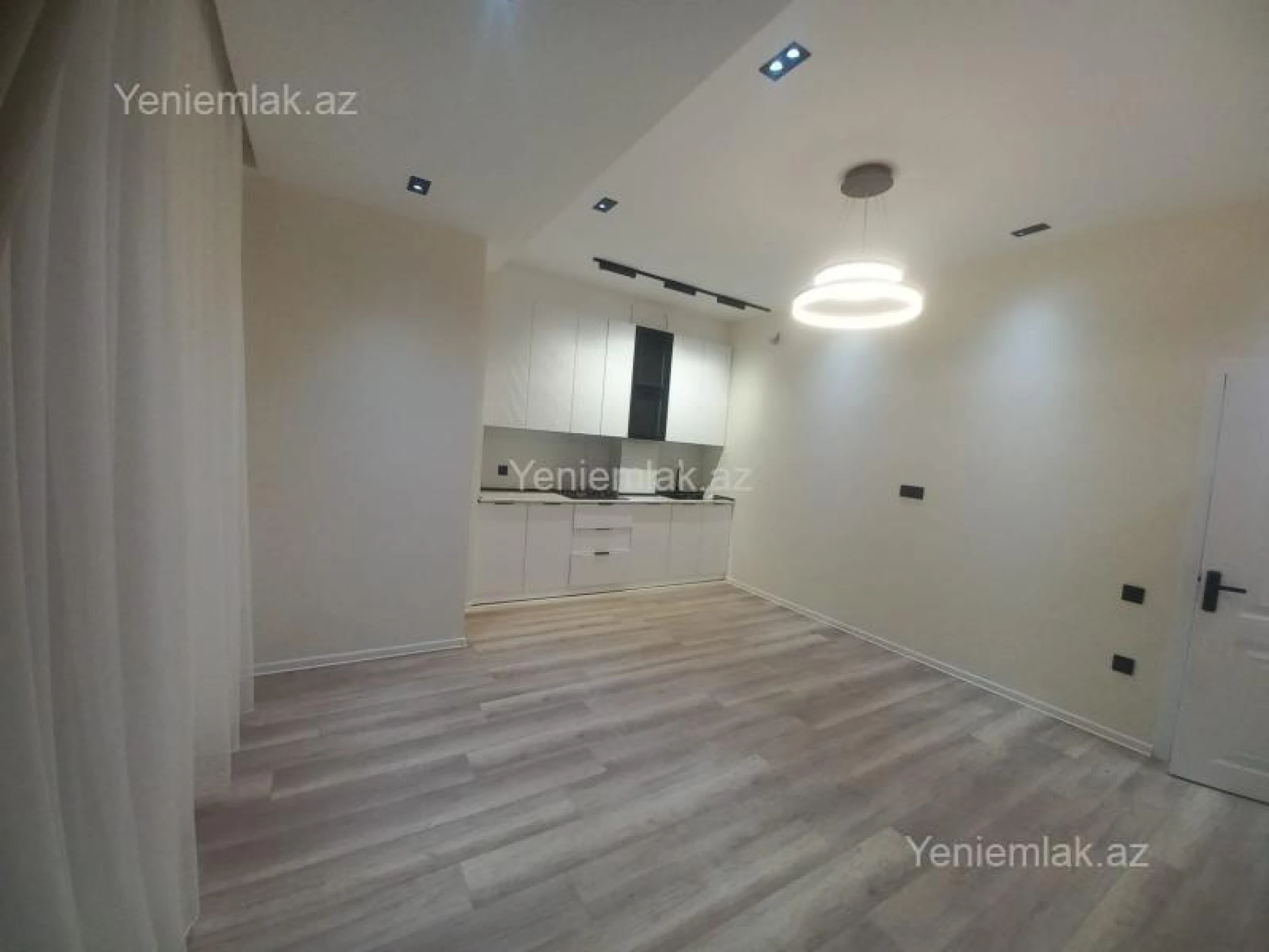 Satılır 3 otaqlı yeni tikili 79 m²