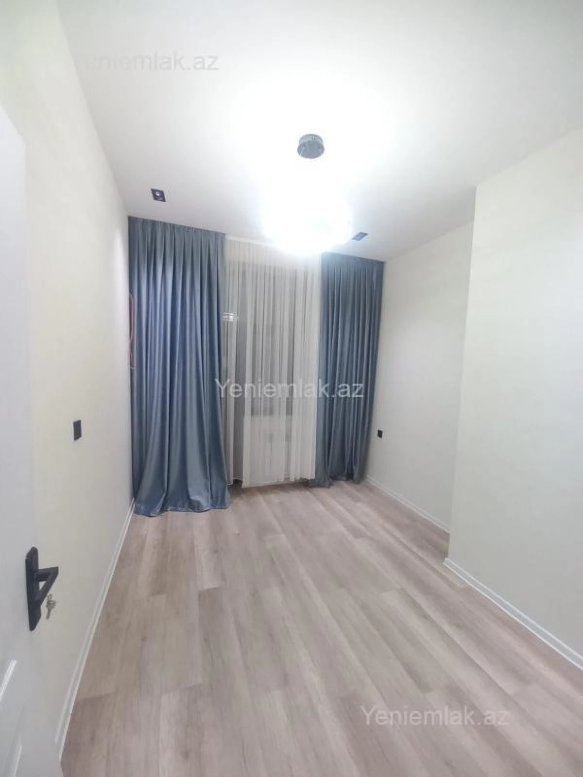 Satılır 3 otaqlı yeni tikili 79 m²