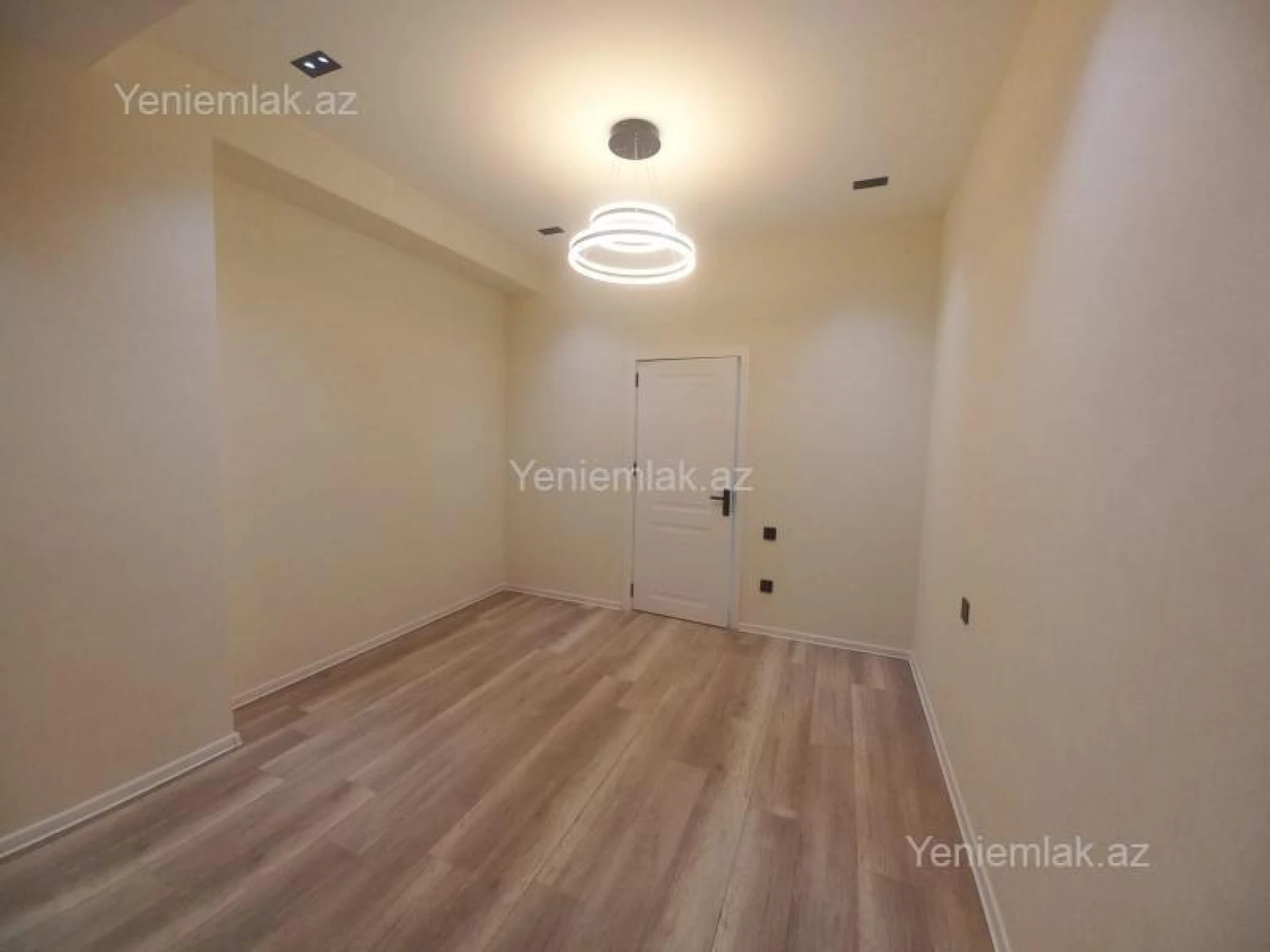 Satılır 3 otaqlı yeni tikili 79 m²