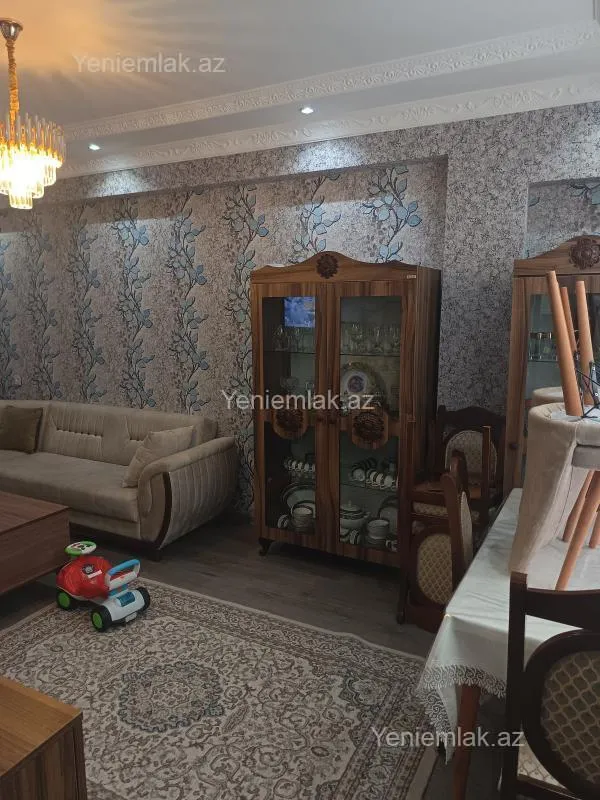 Satılır 2 otaqlı yeni tikili 60 m²