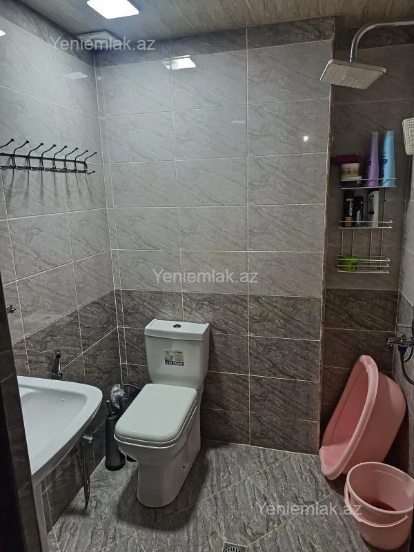 Satılır 2 otaqlı yeni tikili 60 m²