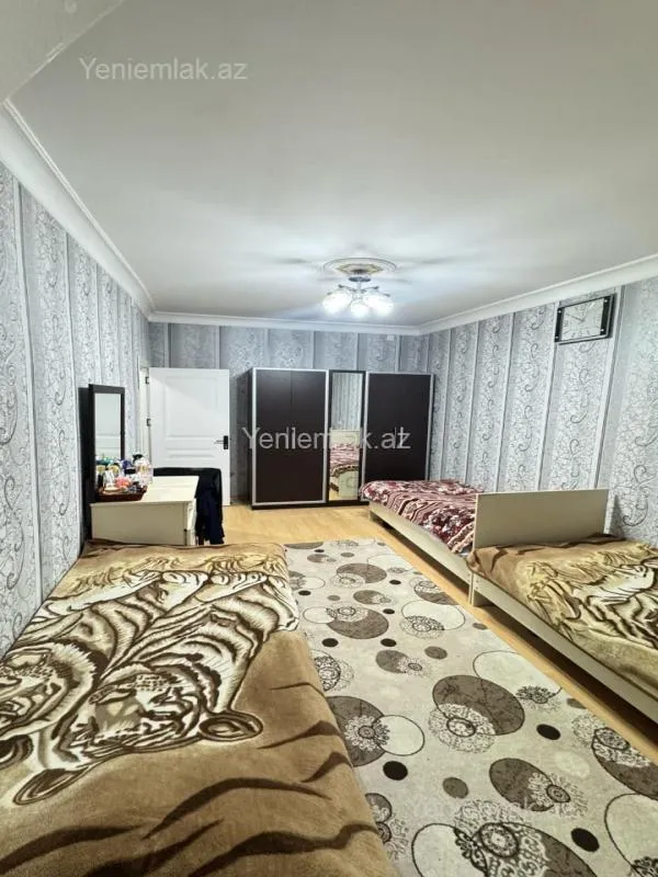Satılır 3 otaqlı köhnə tikili 77 m²