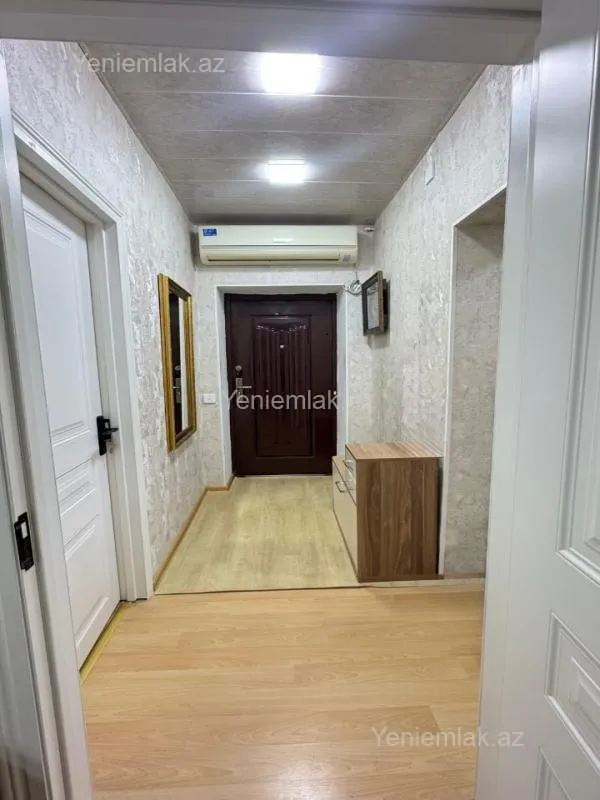 Satılır 3 otaqlı köhnə tikili 77 m²