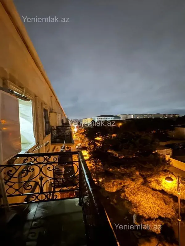 Satılır 3 otaqlı köhnə tikili 77 m²