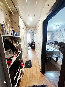 Satılır 1 otaqlı köhnə tikili 32 m²