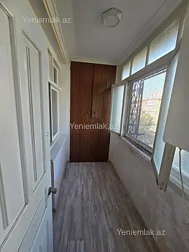 Satılır 4 otaqlı köhnə tikili 100 m²