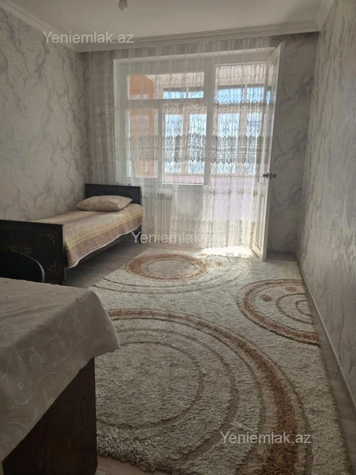 Satılır 4 otaqlı köhnə tikili 100 m²