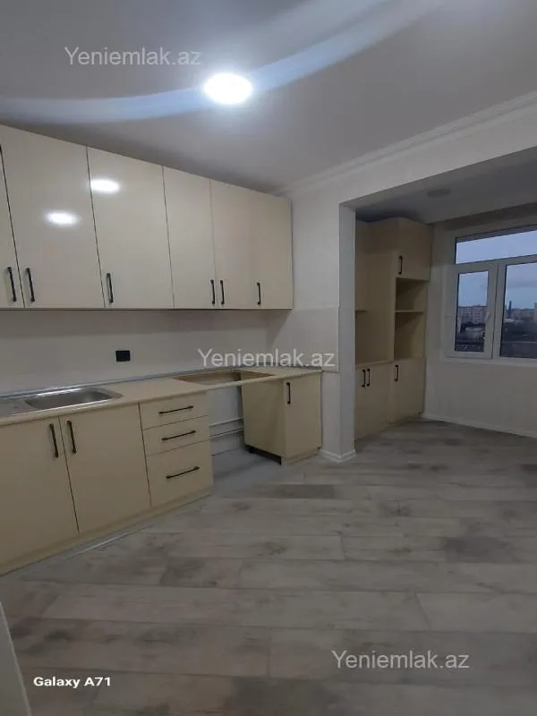 Satılır 2 otaqlı köhnə tikili 60 m²
