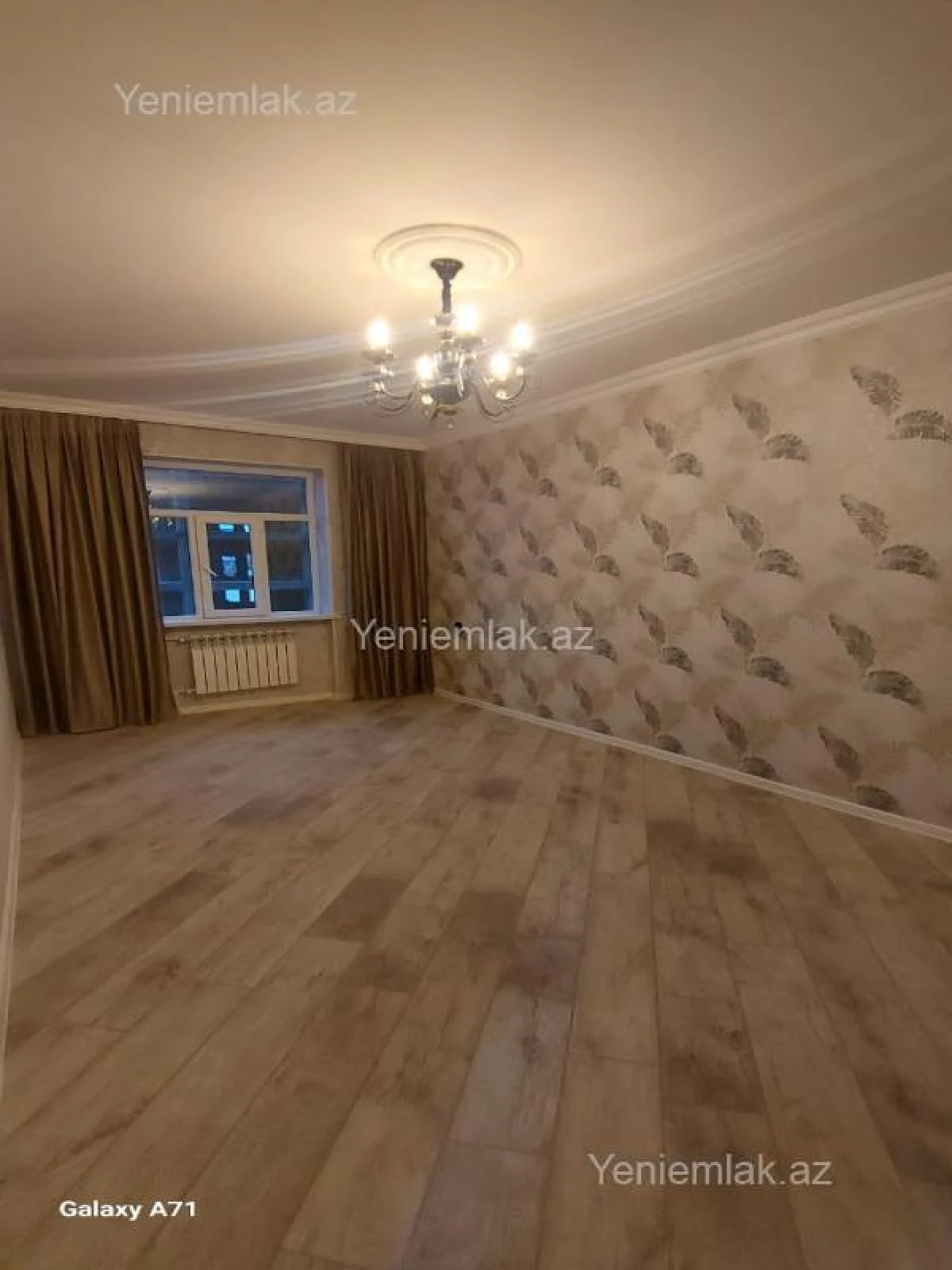 Satılır 2 otaqlı köhnə tikili 60 m²