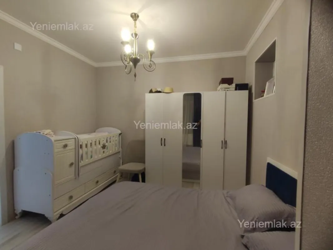 Satılır 3 otaqlı yeni tikili 50 m²