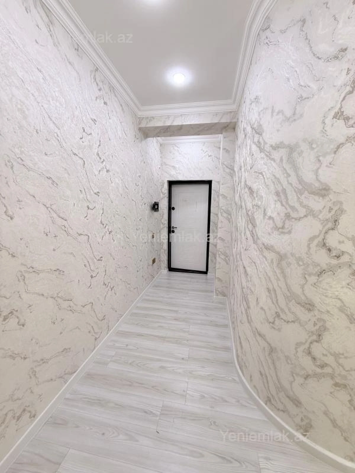 Satılır 3 otaqlı yeni tikili 93 m²