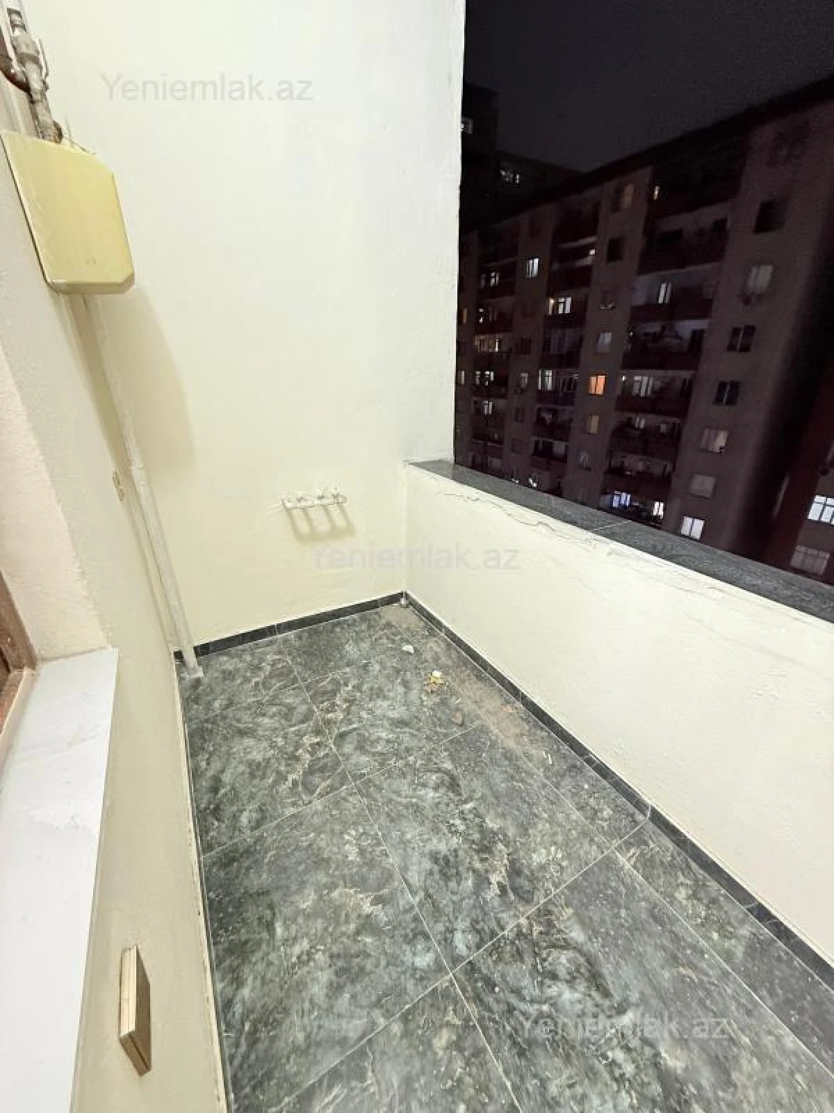 Satılır 3 otaqlı yeni tikili 93 m²