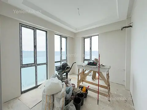 Satılır 3 otaqlı yeni tikili 83 m²