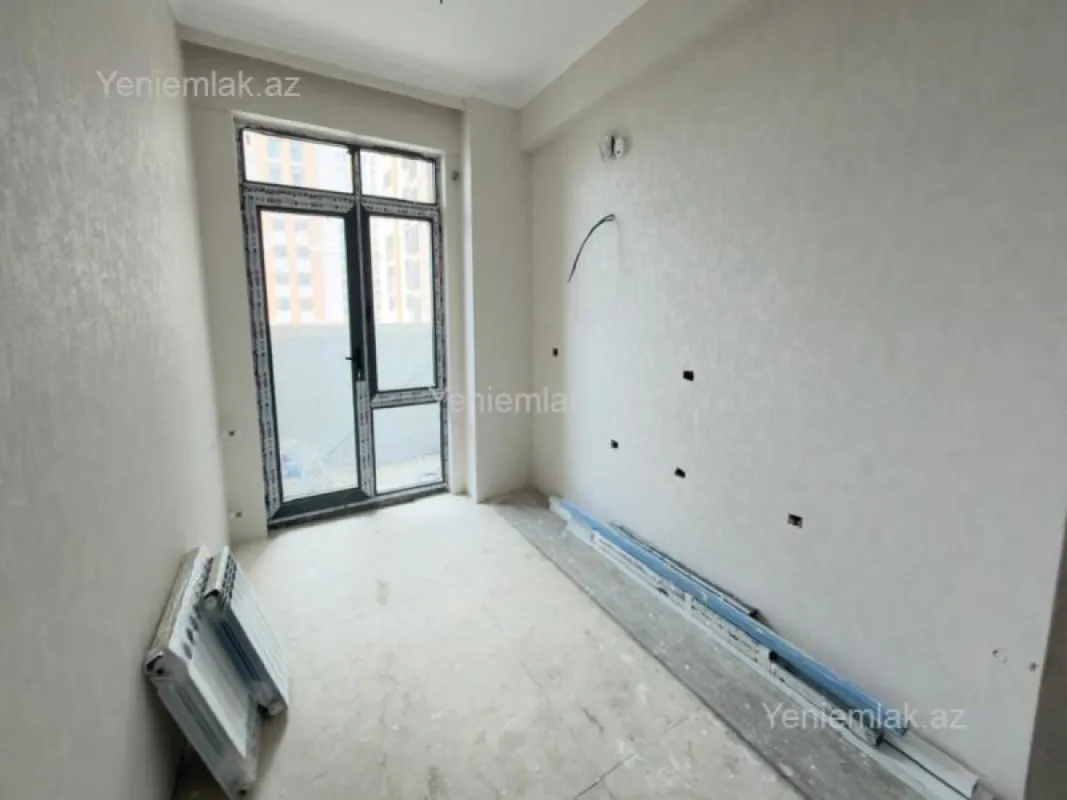 Satılır 3 otaqlı yeni tikili 83 m²