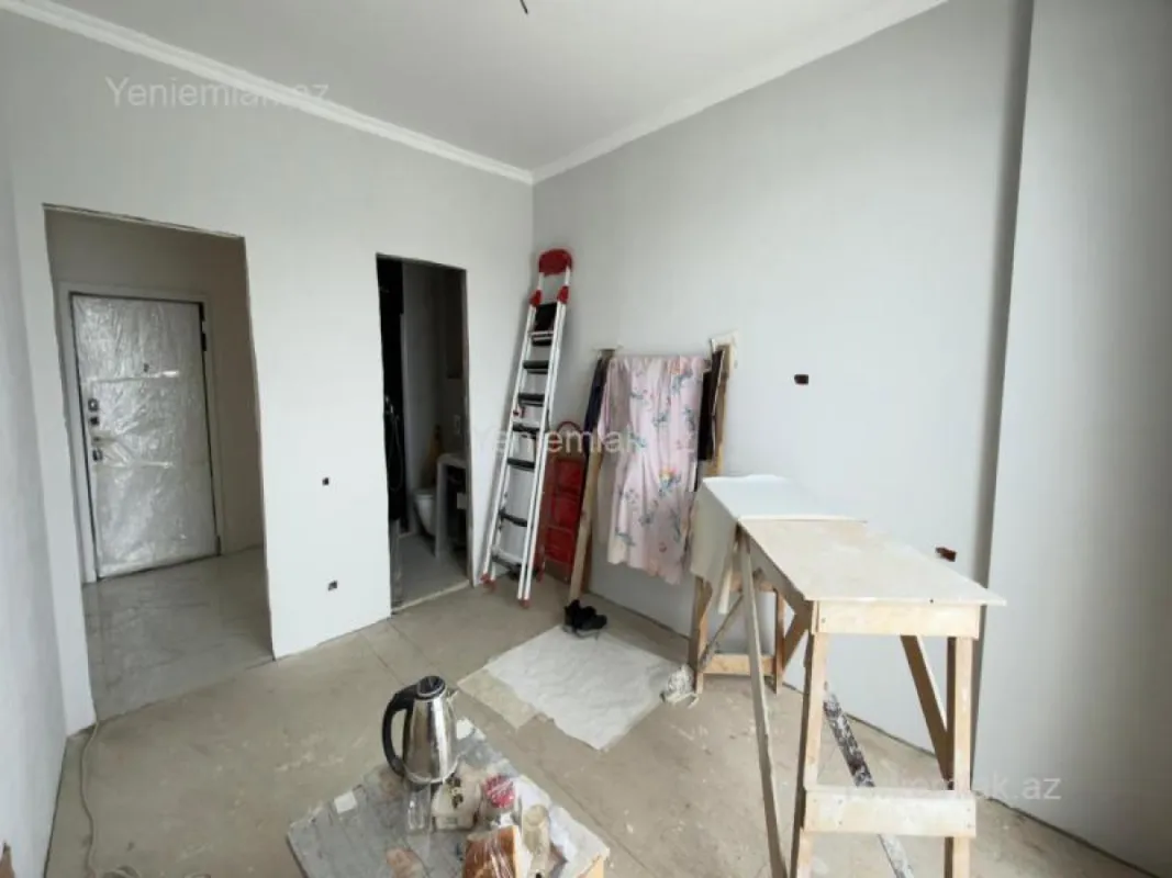 Satılır 3 otaqlı yeni tikili 83 m²